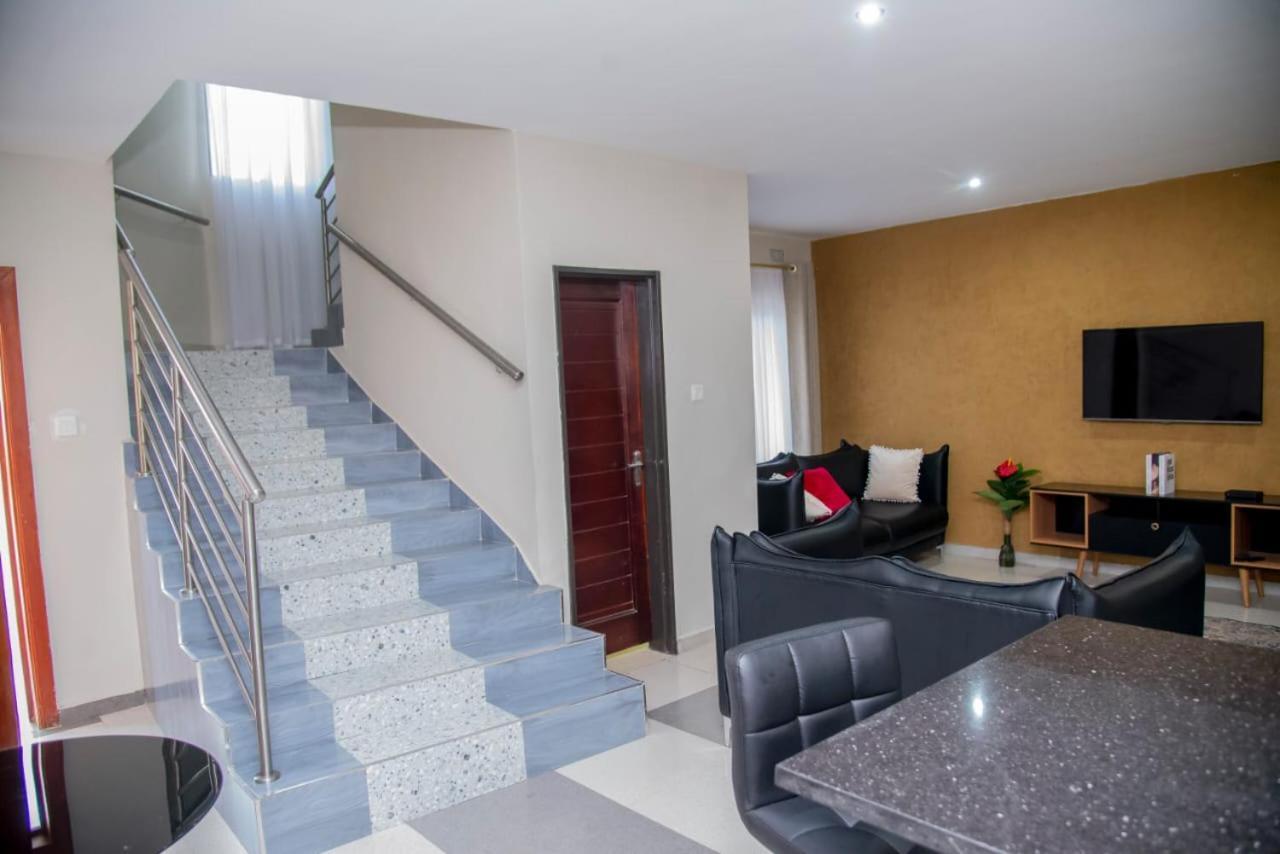 Royal Suites Apartments Lusaka Dış mekan fotoğraf
