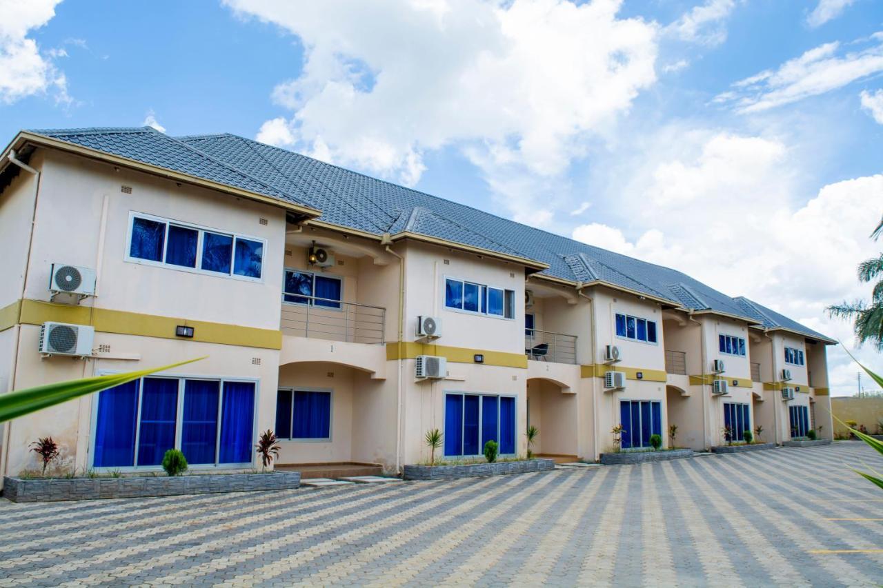 Royal Suites Apartments Lusaka Dış mekan fotoğraf
