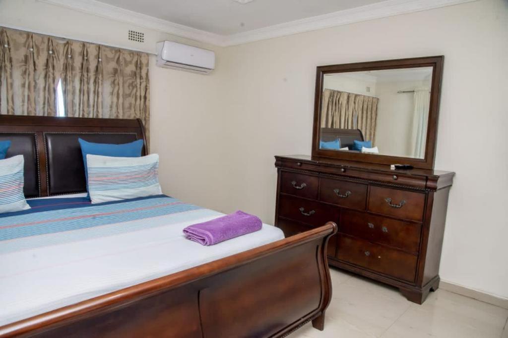 Royal Suites Apartments Lusaka Dış mekan fotoğraf