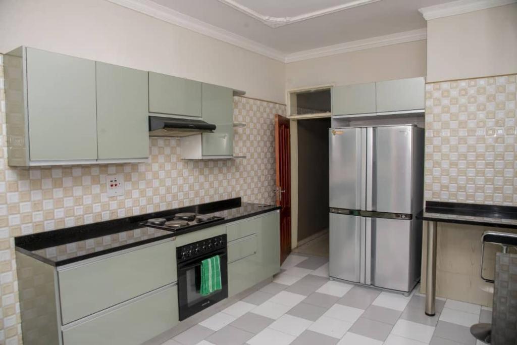 Royal Suites Apartments Lusaka Dış mekan fotoğraf