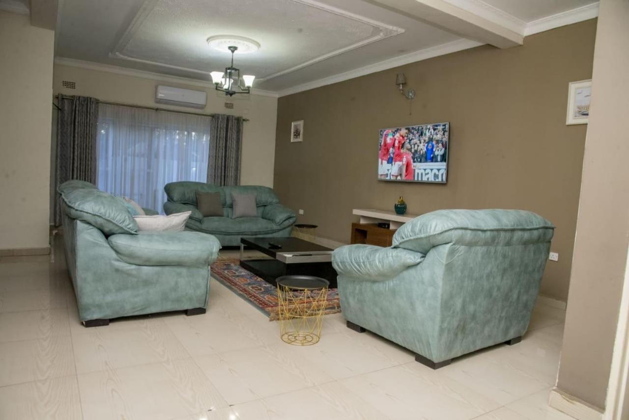 Royal Suites Apartments Lusaka Dış mekan fotoğraf
