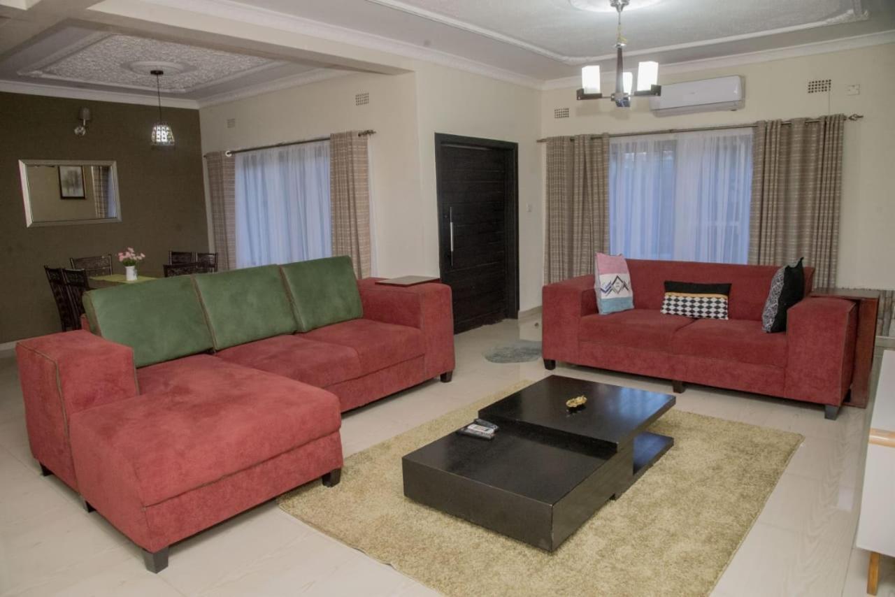 Royal Suites Apartments Lusaka Dış mekan fotoğraf