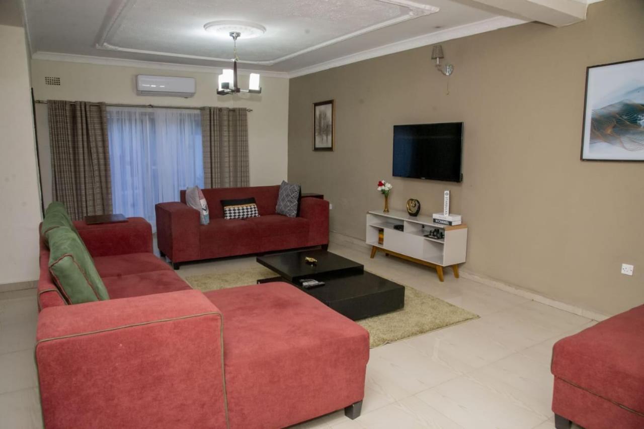 Royal Suites Apartments Lusaka Dış mekan fotoğraf